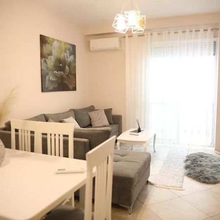 Apartment Amar Shkoder Bagian luar foto