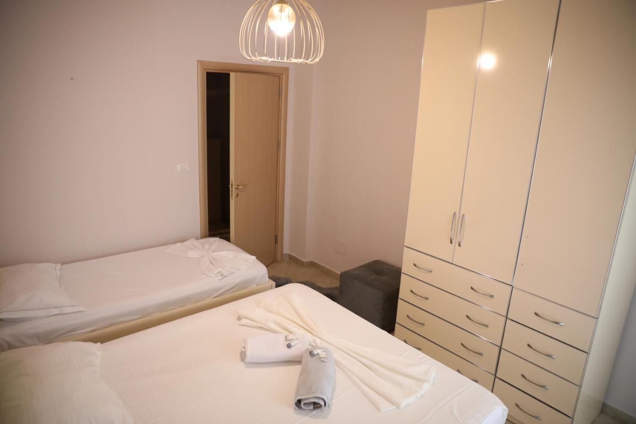 Apartment Amar Shkoder Bagian luar foto